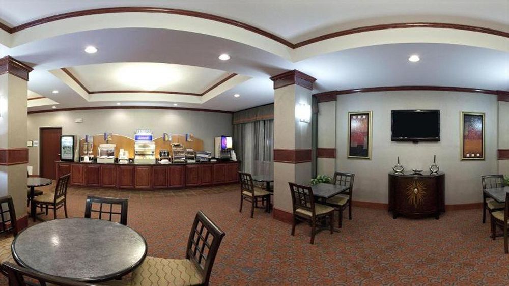 Holiday Inn Express Hotel And Suites Fort Stockton By Ihg Exterior photo